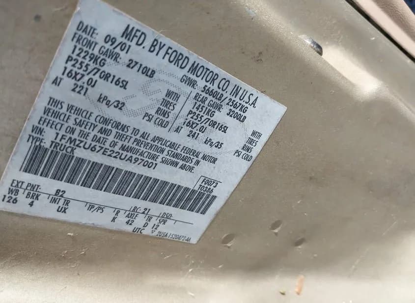 2002 FORD Explorer Sport Trac - VIN 1FMZU67E22UA97001 2002 FORD Explorer Sport Trac VIN 1FMZU67E22UA97001