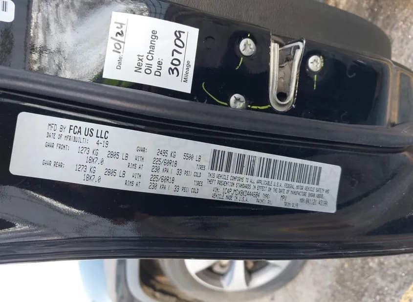 2019 JEEP Cherokee - VIN 1C4PJMDX8KD444684 2019 JEEP Cherokee VIN 1C4PJMDX8KD444684