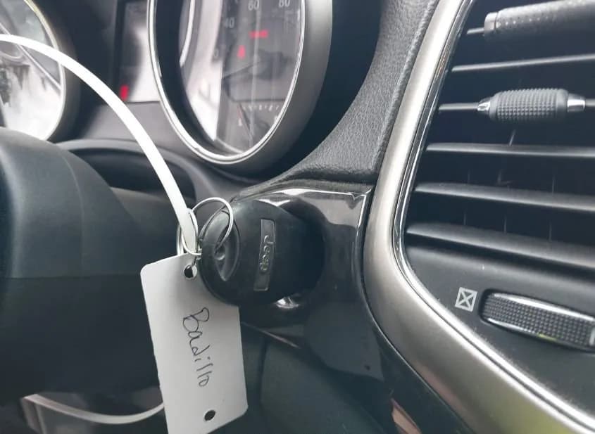 2011 JEEP Grand Cherokee - VIN 1J4RR4GT8BC511309 2011 JEEP Grand Cherokee VIN 1J4RR4GT8BC511309