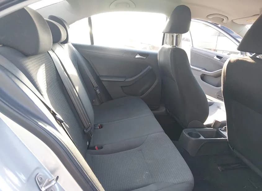 2016 VOLKSWAGEN Jetta - VIN 3VW167AJ1GM338093 2016 VOLKSWAGEN Jetta VIN 3VW167AJ1GM338093